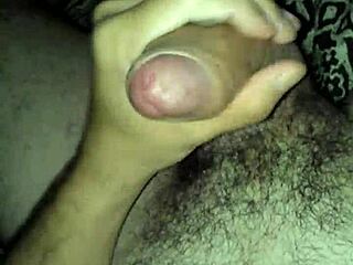 This solo masturbation session is hot! 🔥