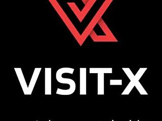 Visit-x geile freundin fingert heimlich meine muschi im feld