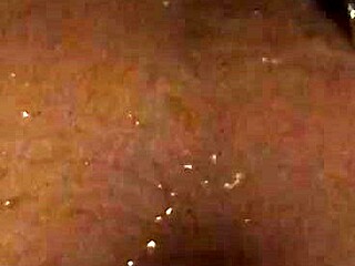 watch me piss in the bathtub