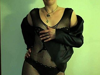Seductive MILF in Fishnets