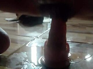 sexy pornstar gets creampie in wet pussy