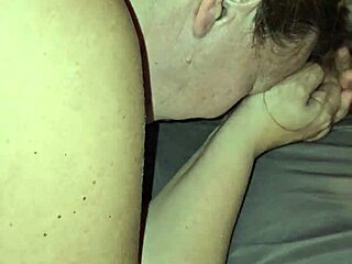 Playing with pregnant milf, creampie fun