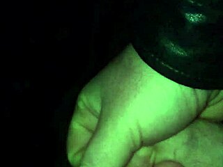 fatthocoo jerks off to cum in handjob session