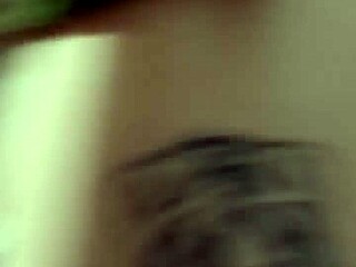 Papiochox8 features an intriguing bubble butt and pussy display