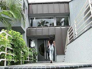 Indian Lesbians Lick Pussies to Orgasm