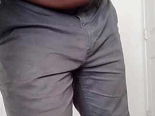 Heartbreak llamasr dance continues