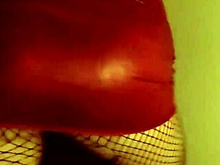 nurse lucy diamond twerking in fishnets