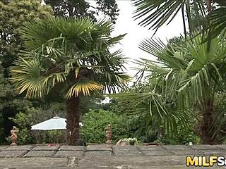 Daisy Rock and Jamie get fucked outdoors