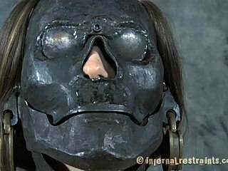 Hot Babe Enjoys Rough Cock Sucking