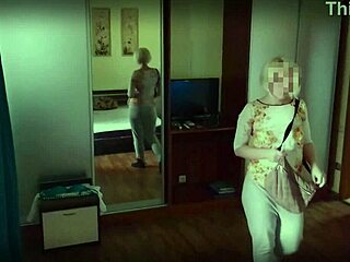 Gorgeous juicy milf arse destruction  