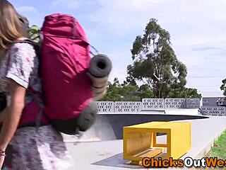 Hairy aussie amateur gets creampied