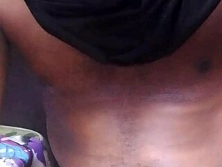 Quick backstage fuck scene