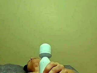 Pussy Gets Tight During Hard Cum Session