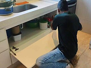 Pregnant Woman Takes Plumber's Big Cock Creampie