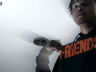 Summrs releases detailed official video for Packrunner Bitch track.