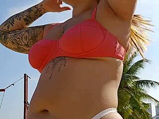 Intriguing Beach Video Recording To Provoke Exhibitionist Flashing