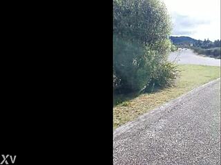 TRASHY KIWI MILF PISSES ON ROADSIDE WITH ONCOMING TRAFFIC WATCHING!