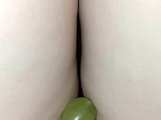 Gretala - Flash Pussy in Public