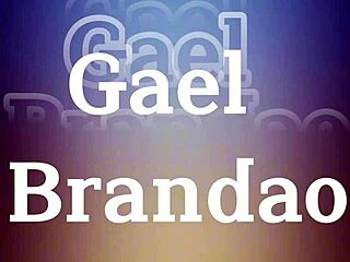 Brazilian college babe offers up her tight backdoor in amateur action.