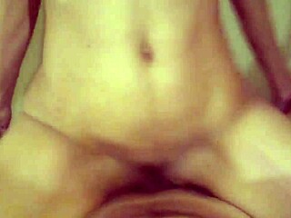 modelo gets fucked while being recorded in bikini pov squirting