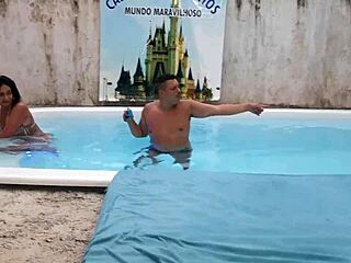 Bold Cuckold Fuck With Samantha Squirt