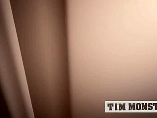 Petite Teen 18+ Takes Big Cock For Creampie In Cute Encounter