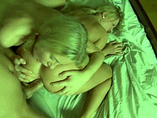 cassidy clay shows off her sexy chocolate ass