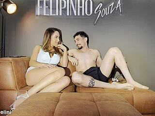 N�o Aguentei E Gozei Gostoso Com O Meu Primo Antes Da Minha Tia Chegar Blonde Young Latina