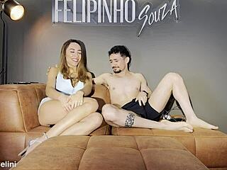 N�o Aguentei E Gozei Gostoso Com O Meu Primo Antes Da Minha Tia Chegar Blonde Young Latina
