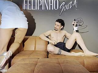 N�o Aguentei E Gozei Gostoso Com O Meu Primo Antes Da Minha Tia Chegar Blonde Young Latina