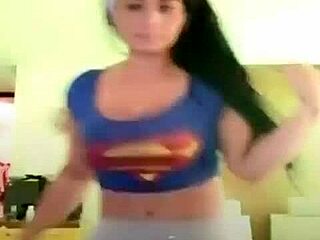 feeling so passionate about this hot colombian vibe