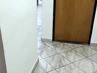 Amateur teen in sexy jeans shorts shows off her huge ass on the living room couch.