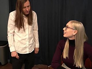 Kay Lovely Showcases Stunning Cosplay Outfits In High-Definition 1080p Video With Pretty Roleplay Elements