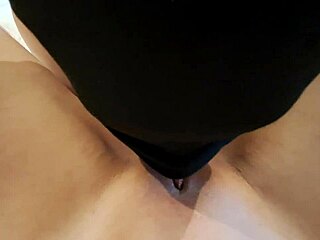 Me corro varias veces cuando me lame la vagina