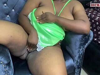 Hey neighbor, wanna come over for midnight smooshing in wet pussy action?