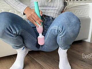 She loses the challenge and ends up squirting three times in wet orgasm game