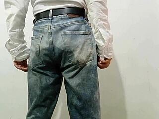 DELICIOUS WET PUSSY LEADS TO AN INTENSE AND DELICIOUS ORGASM FOR LOVER