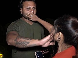 Follada anal dura primera vez con amiga de app de citas