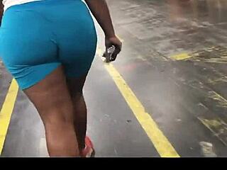 Ebony Woman with Thick Booty Strolling in Spandex Captured Candidly
