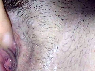 Cameltoe massage on milf wife, feels so good 😏💆‍♀️