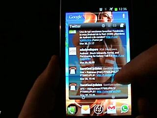 Interactive bouncing boobs live wallpaper for your mobile device with bikini beach vibes