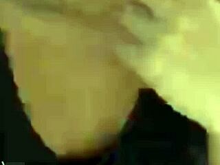 Periscope Chica Live Broadcast