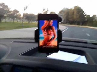 Interactive bouncing boobs live wallpaper for your mobile device with bikini beach vibes