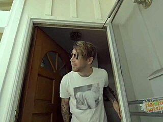 oh woww, this delicious dark diva kahlista stonem is getting her pink throat fucked with rough face fucking