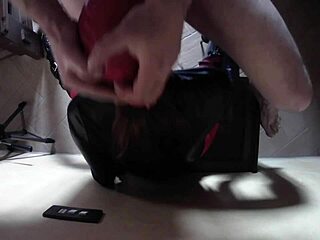 Laura On Heels Wears Leather Body Boots Pantyhose Rough Blowjob Creampie