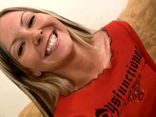 I'm Clarissa and I'm touching myself just for you