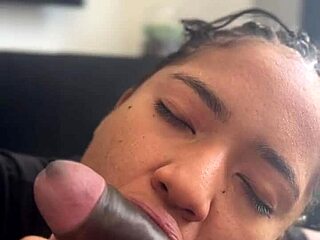 uhh i love sucking this huge bbc in pov -amateur couple- nysdel