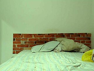 Hey, check out this booty panty ass!