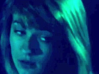 i love these vintage lesbians licking hairy pussies in retro style