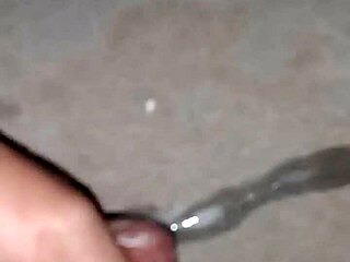 hey, check out superdarius guy's quick jerk off session before bed – so sloppy with cum 😏💦